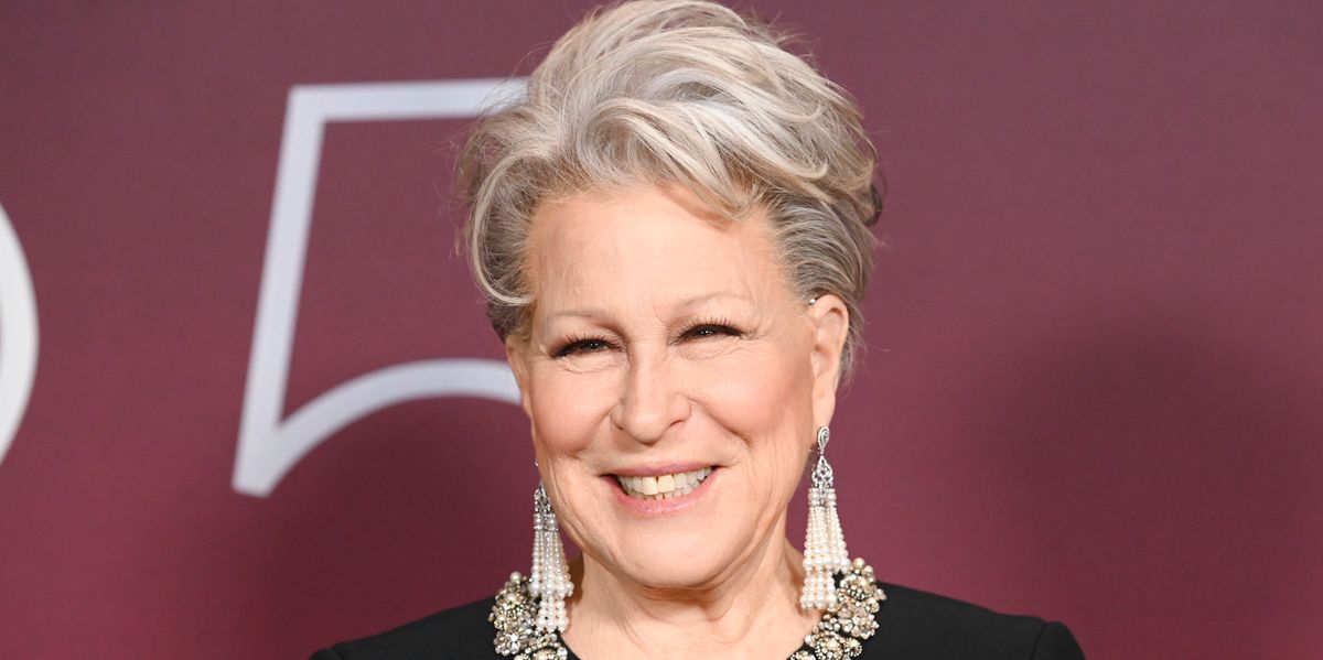 Despite Her Millions, Bette Midler Worked with Her Hands for Daughter’s Wedding Held in Her Home with Only 11 People